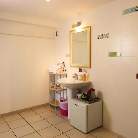 Ghiatone Bed & Breakfast 3*