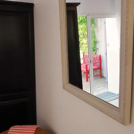 Ghiatone Bed & Breakfast 3*