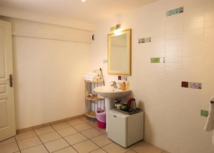 Ghiatone Bed & Breakfast 3*