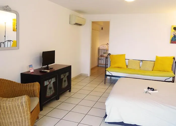 Ghiatone Bed & Breakfast 3*